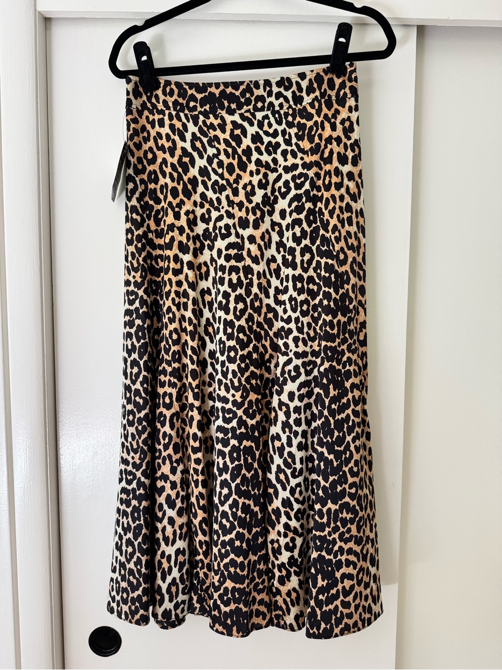 Ganni Leopard Print Midi Silk Skirt - Picture 4 of 5